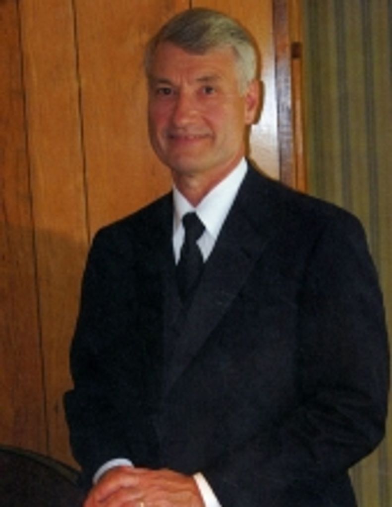 Harry D Slawter