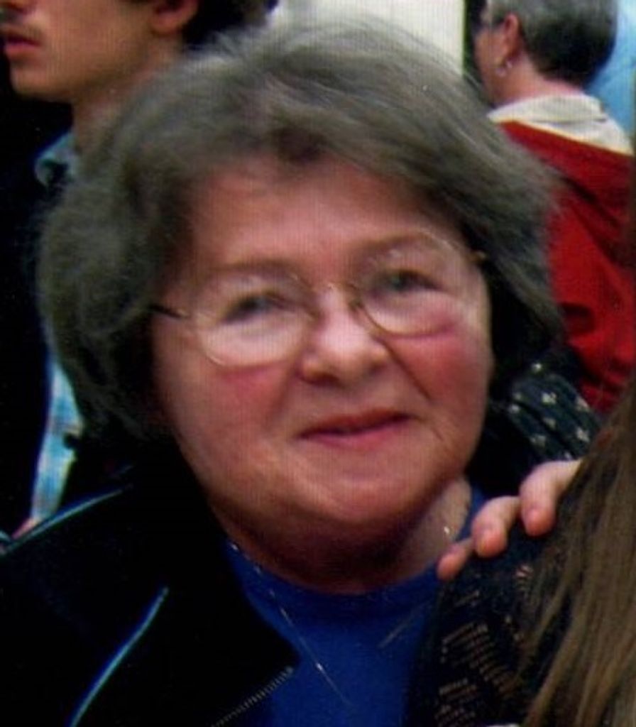 Sally A. "Dolly" (Harris)  Huge