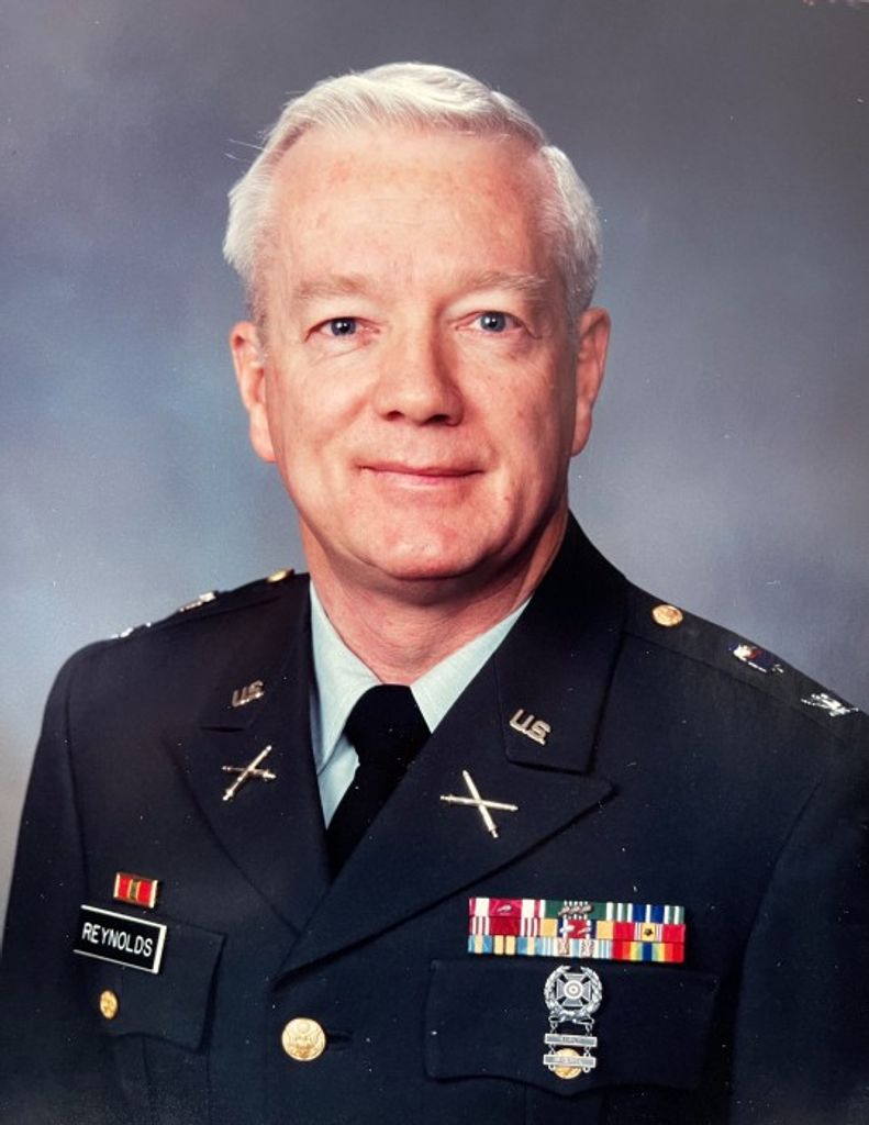 Wallace Reynolds Profile Photo