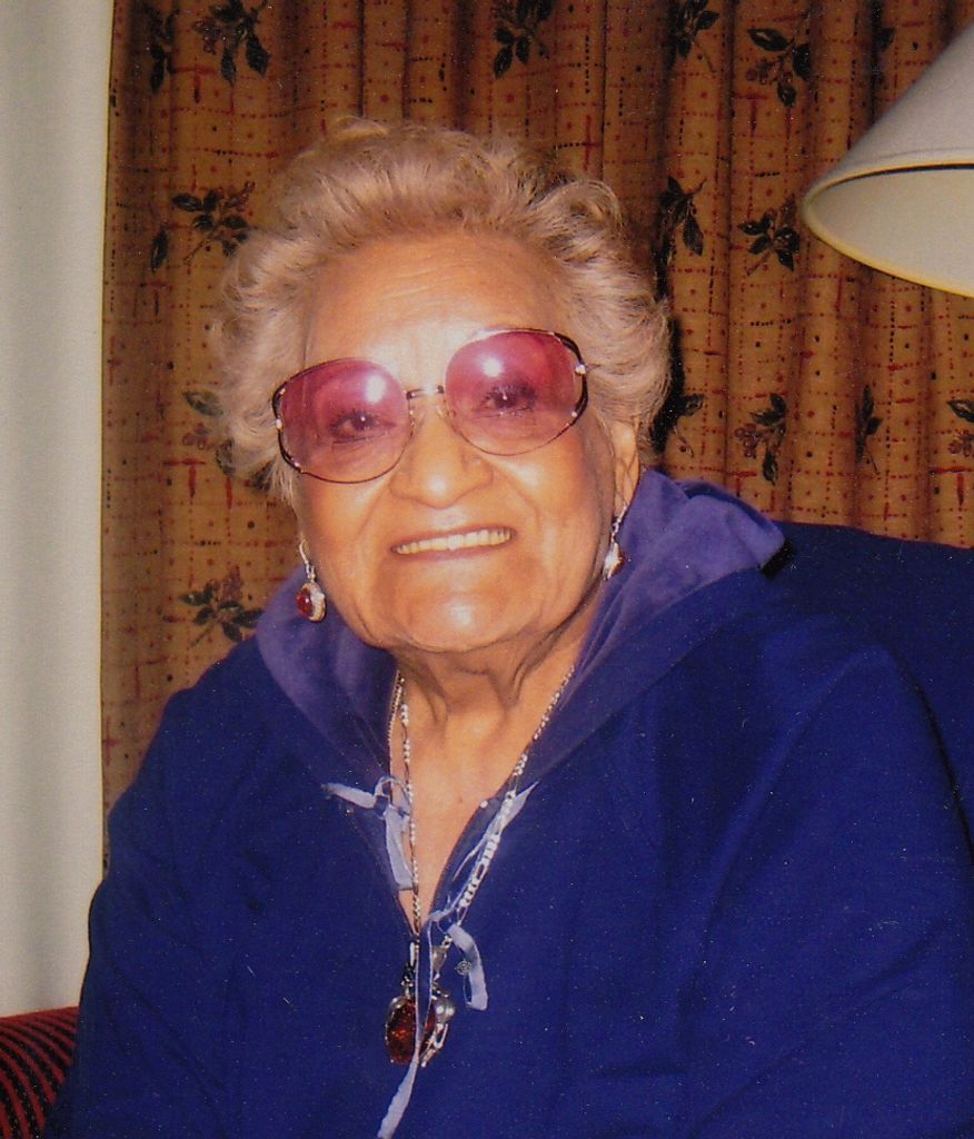 Raquel R. Galan