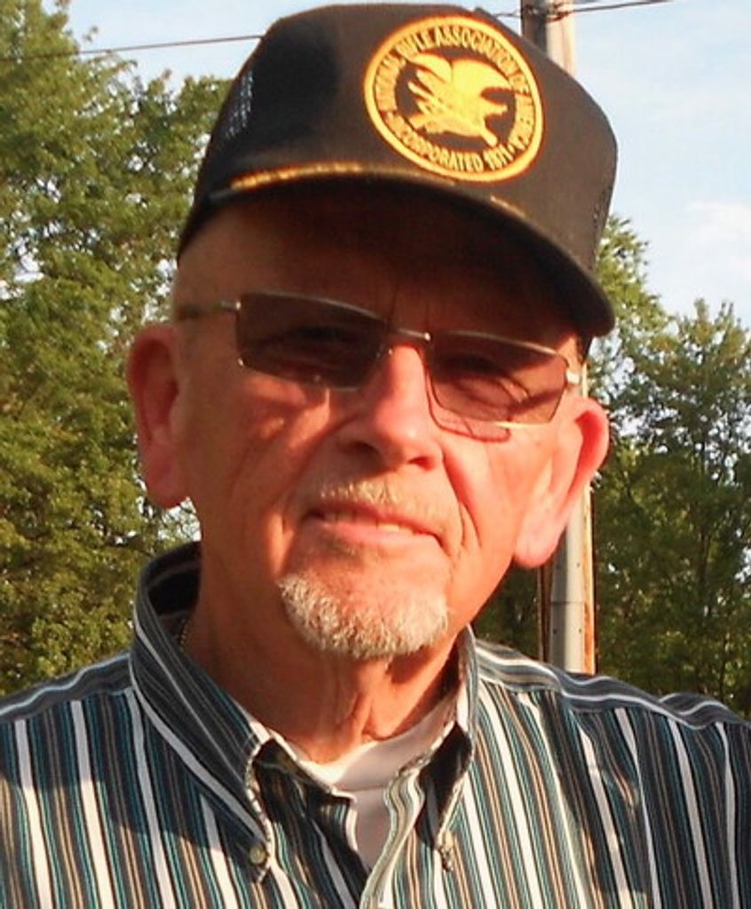 Michael Arland Holm Profile Photo