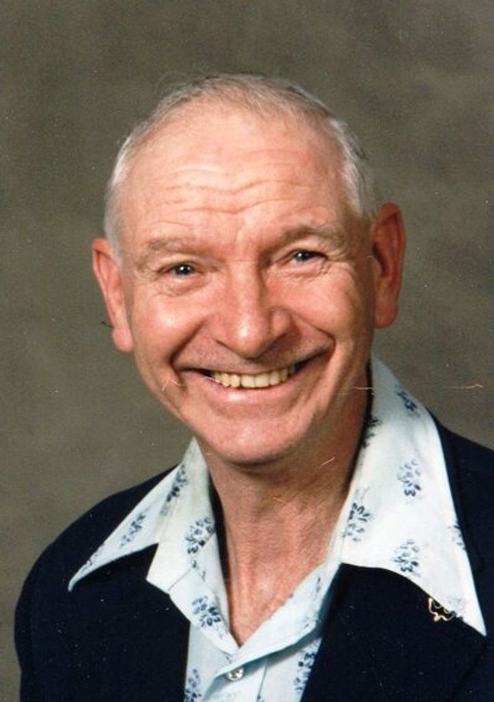 Elwood Scott Profile Photo
