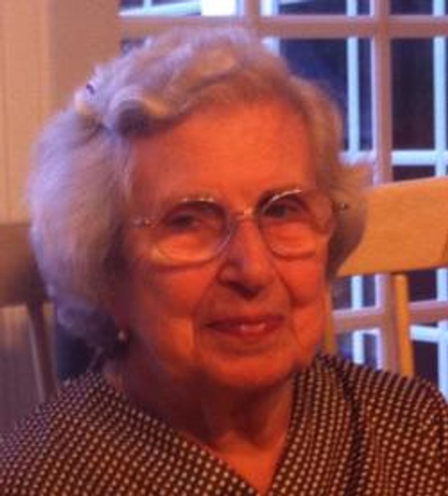 Maria (Remigio) Fernandes Viveiros