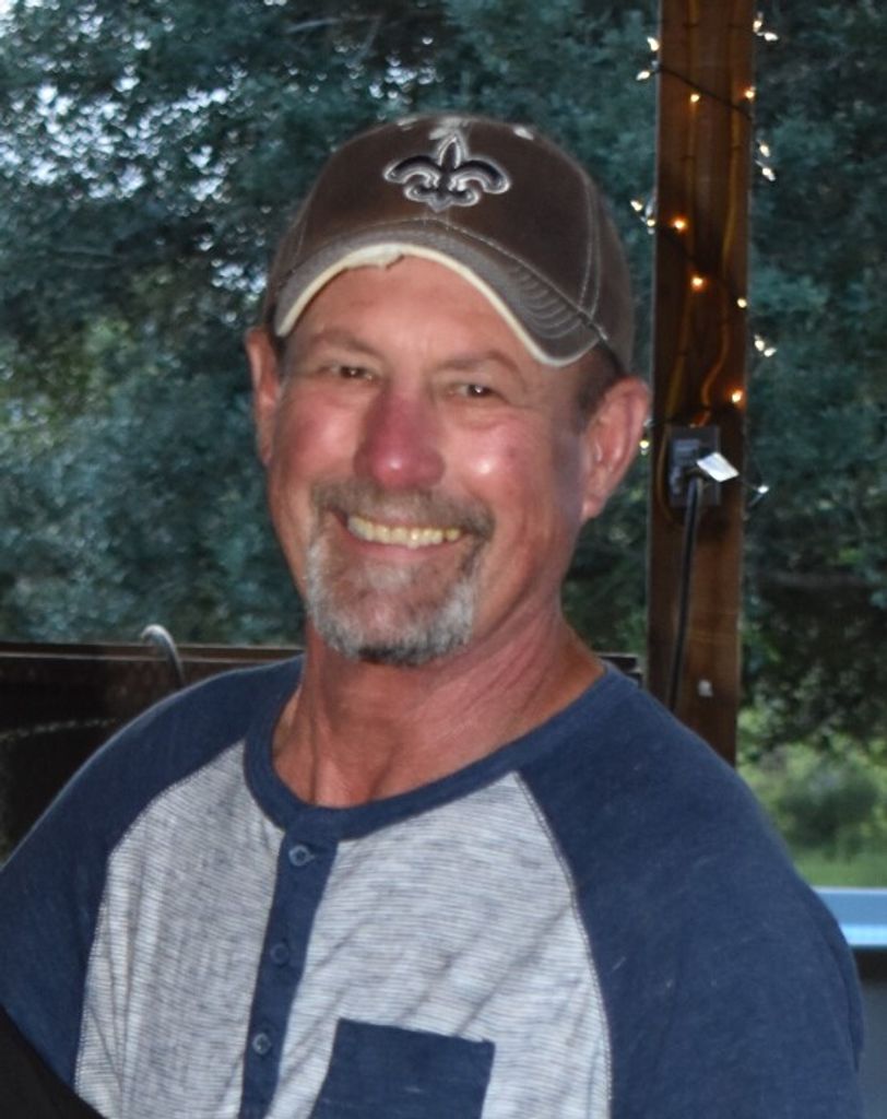 Joey Maxie Deschamp Profile Photo