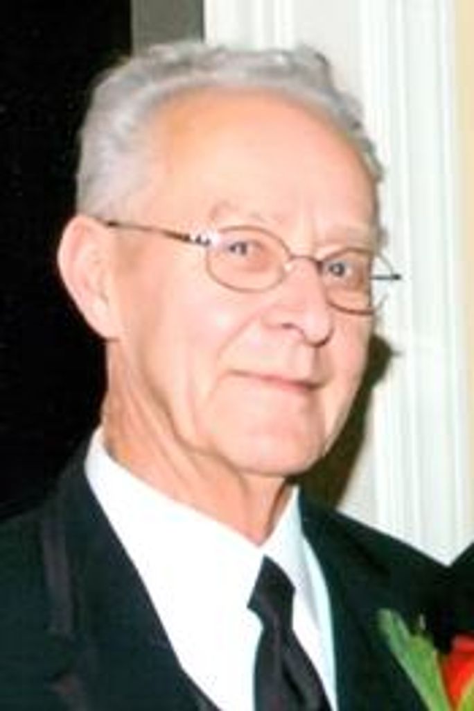 Julius "Gene" Eugene Tipple