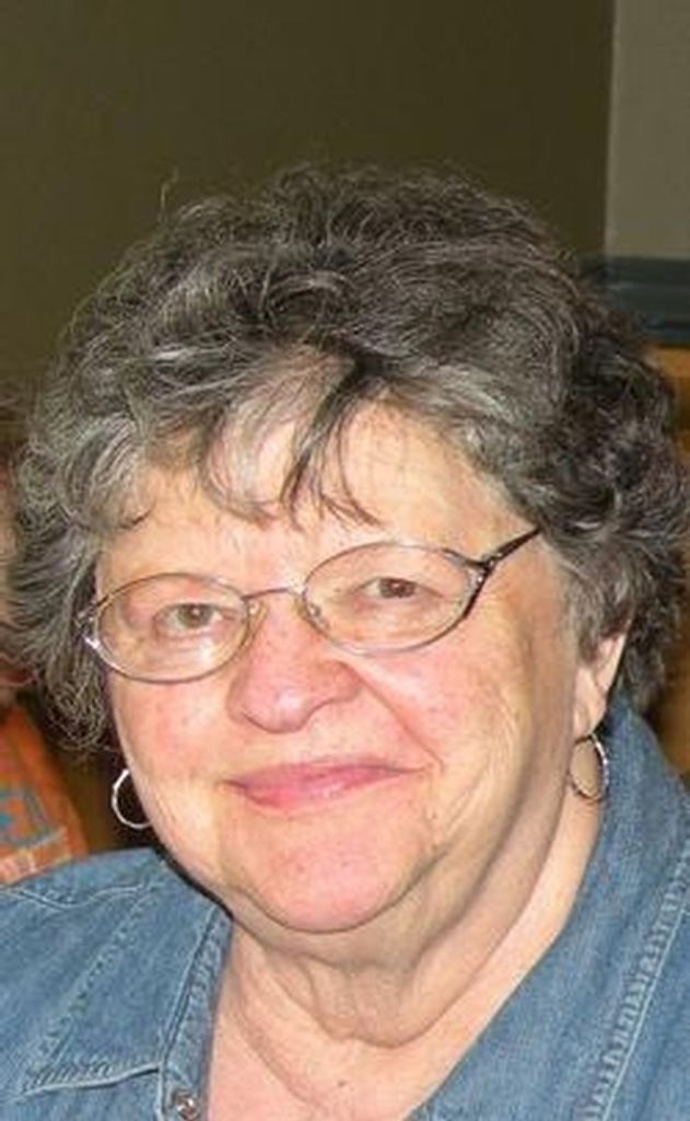 Gladys E. Chaloupka