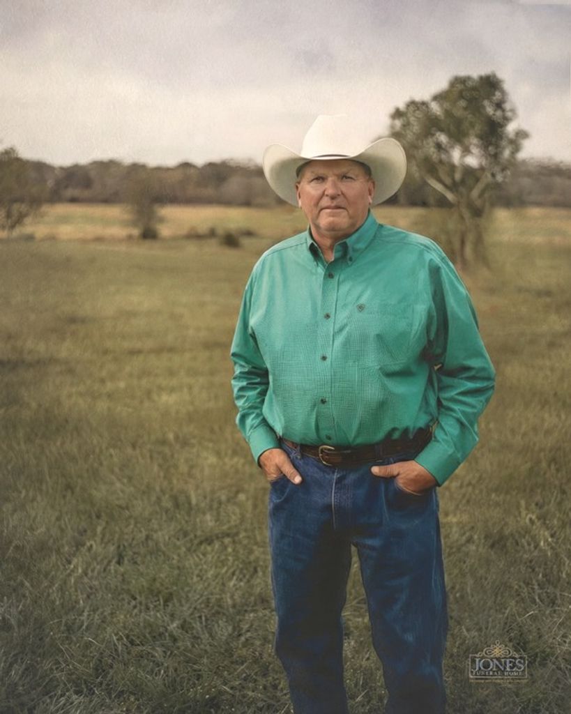 Tracy Hughes Profile Photo