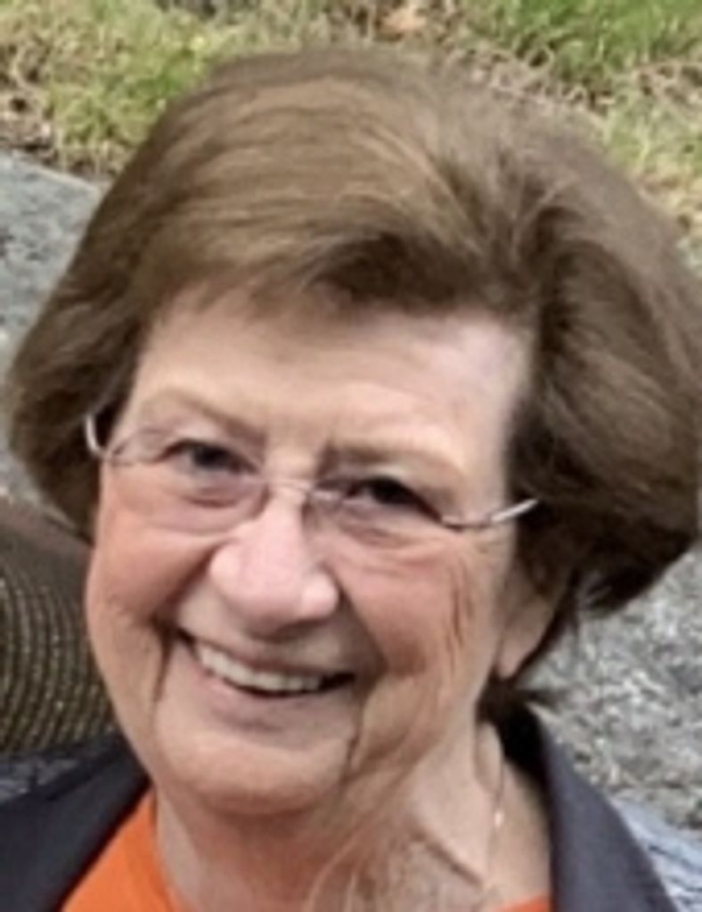 Margaret M Rabjohns