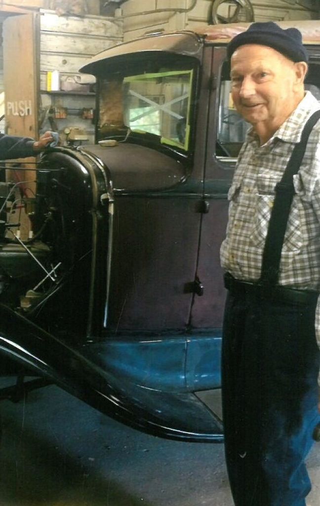 Bertis "Bert" Joyner Deans