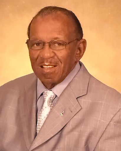 Robert E. Williams,Jr.'s obituary image