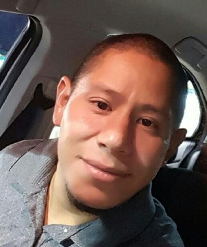 Eron Israel Serna Profile Photo