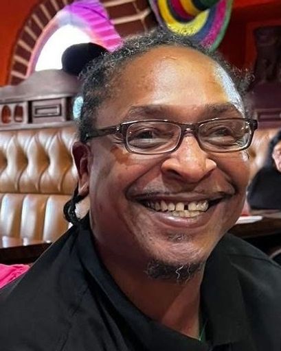 Louis Dennis Francis Jr's obituary image