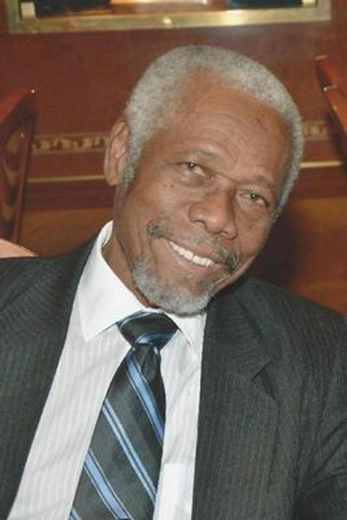 Luther Bourne Profile Photo