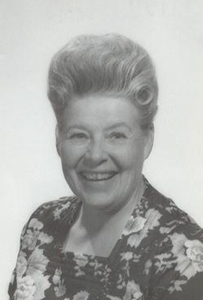 Iris Clark Larsen