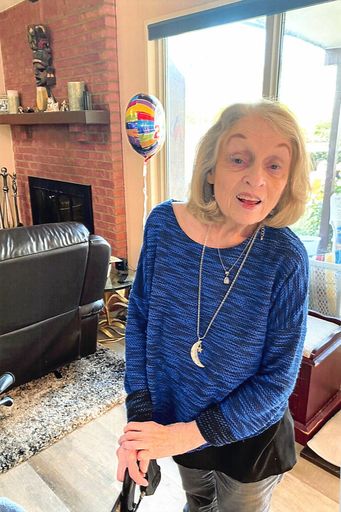 Carol Bowman photo gallery thumbnail 38 of 65