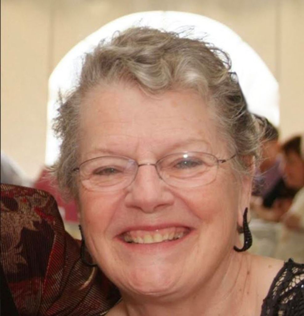 Maria "Mariazinha" Salvador
