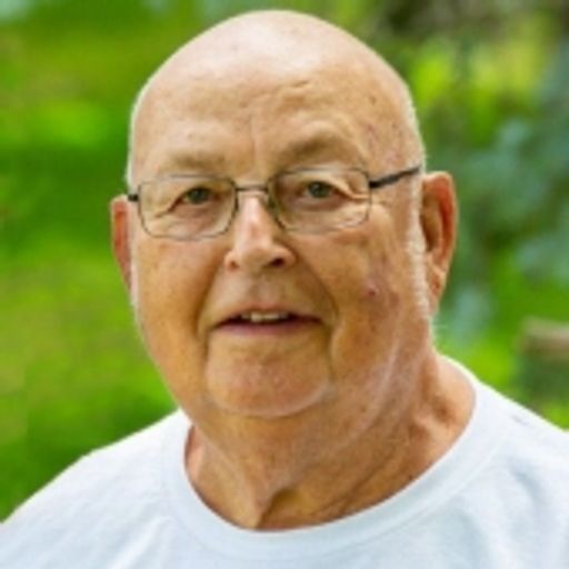 Lester J. Niemann photo gallery thumbnail 1 of 2
