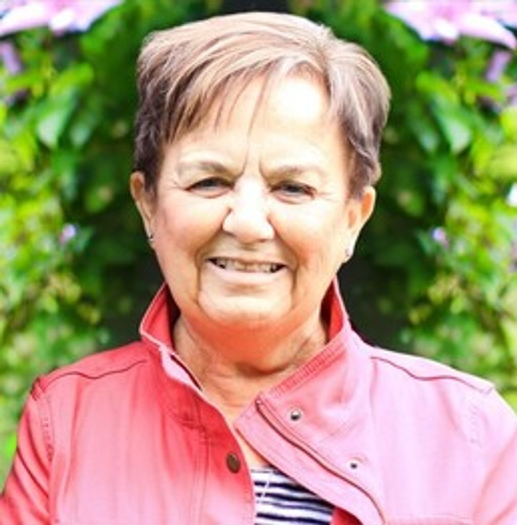 Brenda Derbyshire Profile Photo