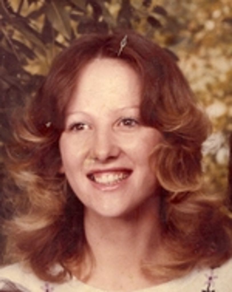 Peggy J (Hobbs)  Carrier