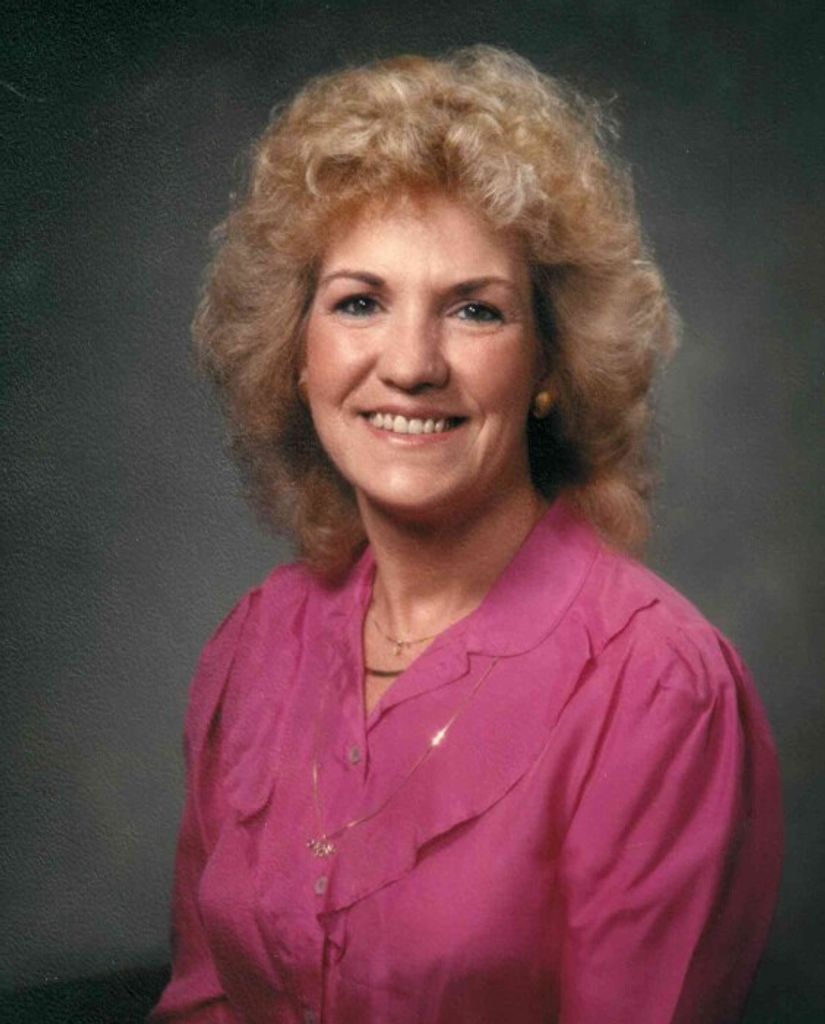 Margaret "Maggie" (Thomas)  Moore Profile Photo