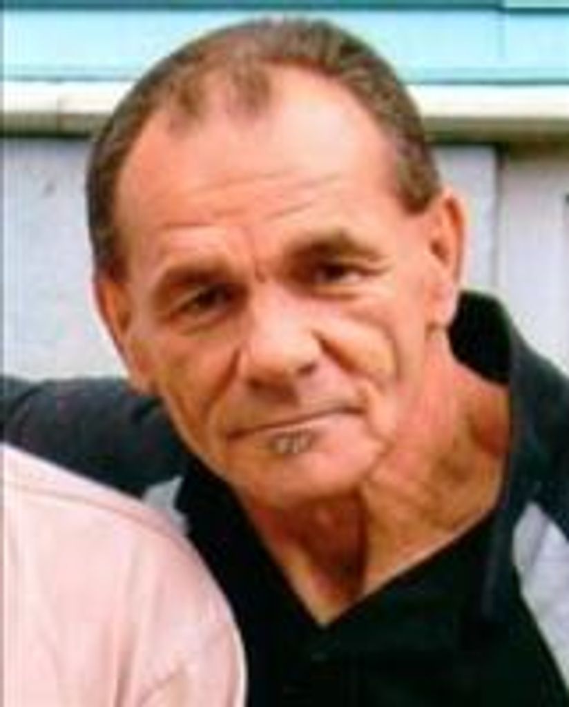 Roger Fernandes Profile Photo