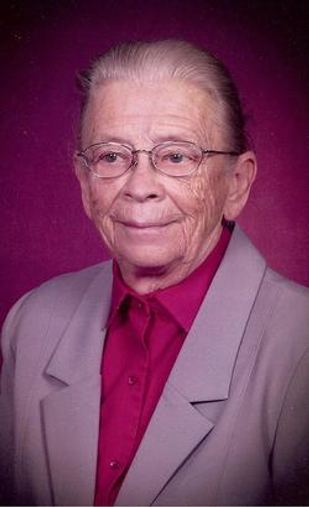 Mattie Helmuth