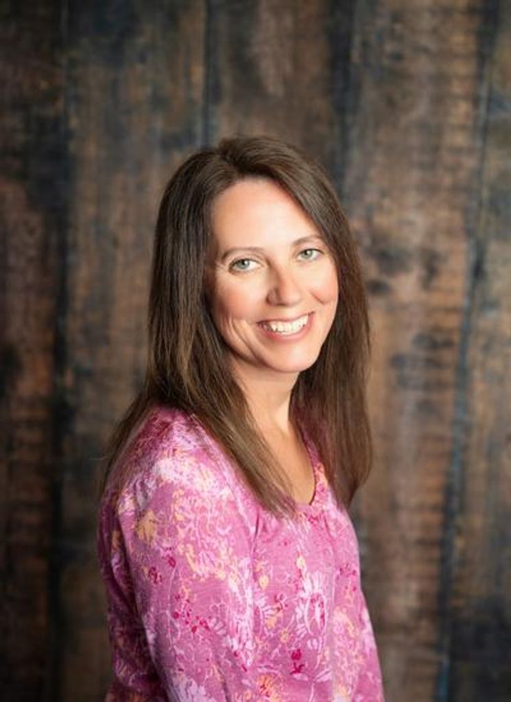 Mindy Rayna Linder Profile Photo
