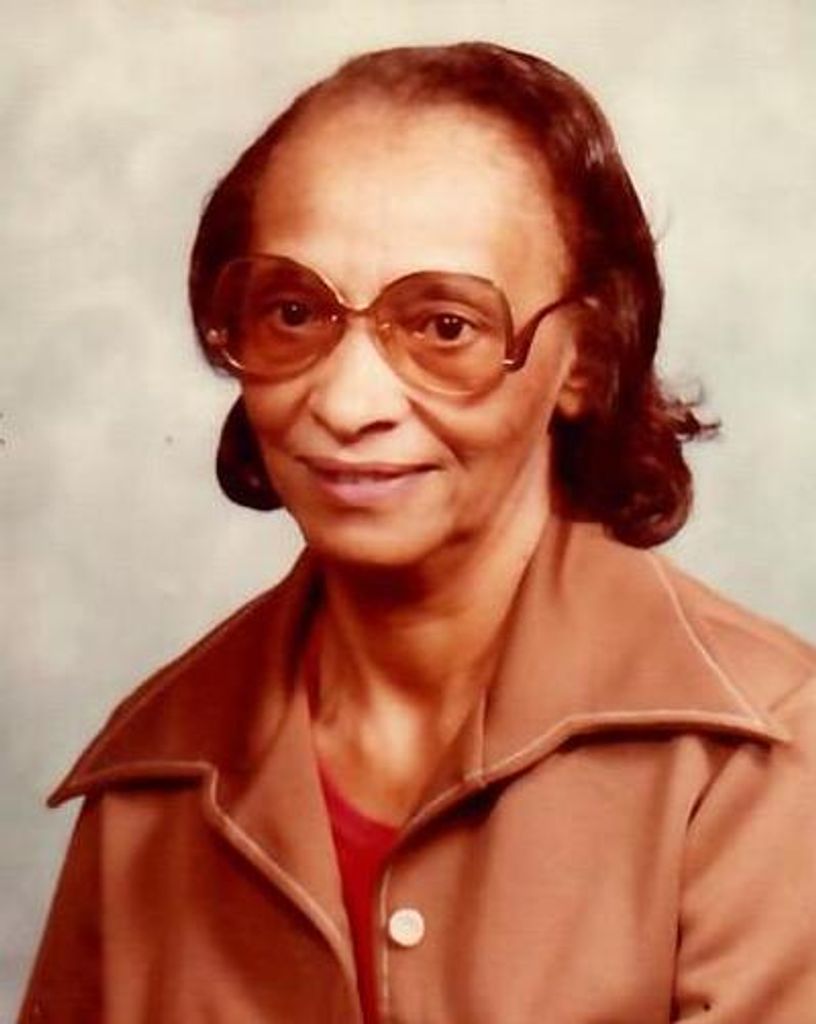 Elizabeth Mae Edwards