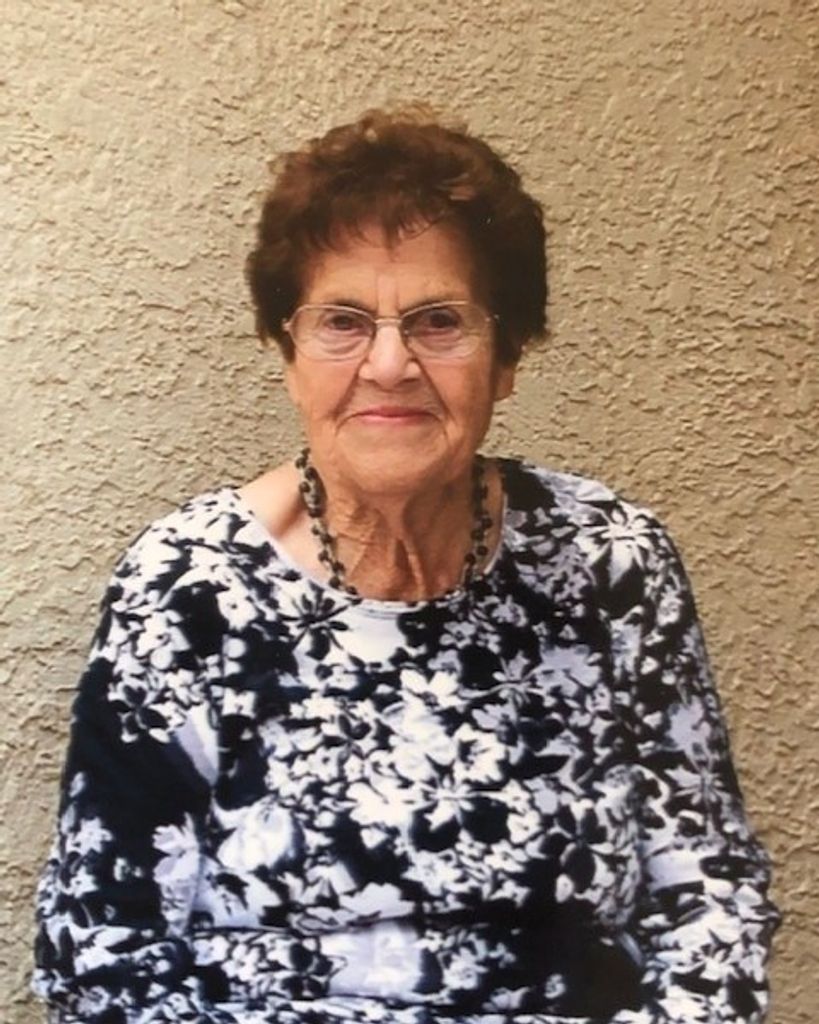 Dila M Sanchez