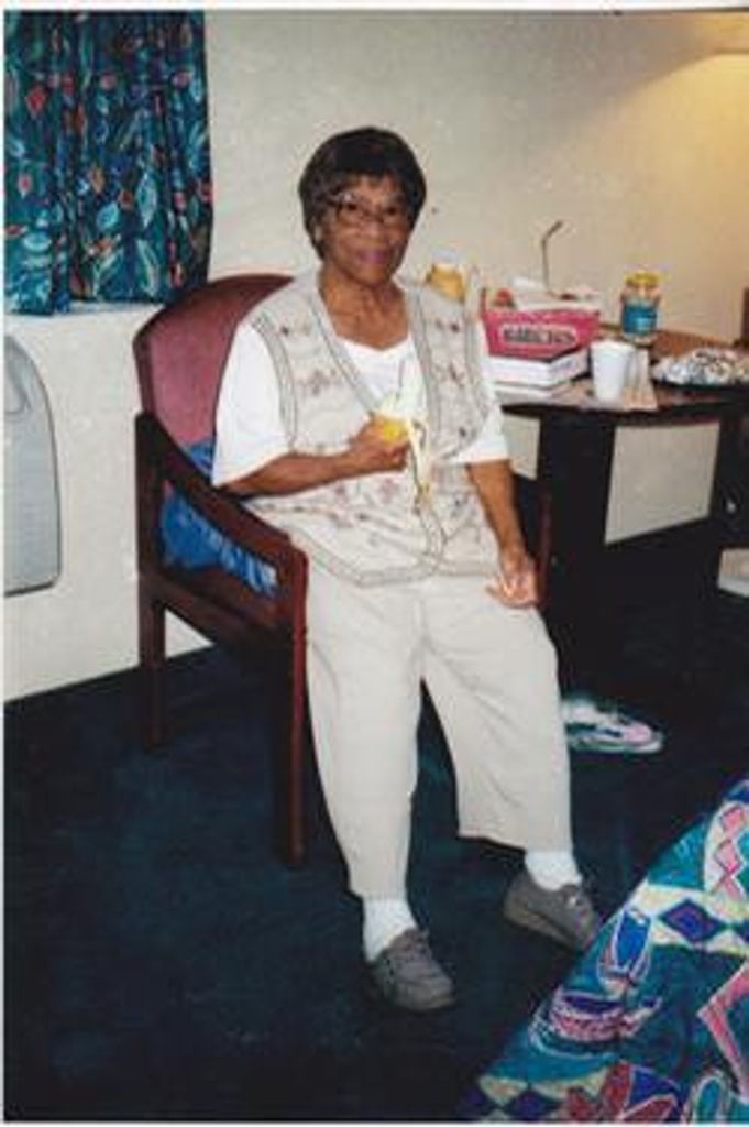 Vivian E. Davis Cartwright Profile Photo