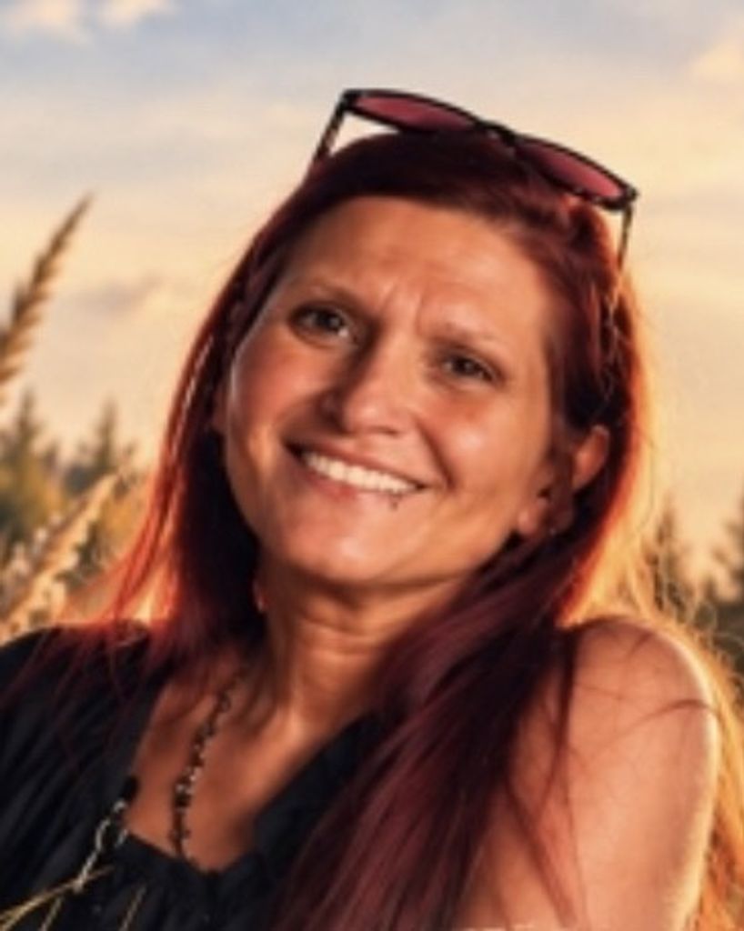 Briana Nicole Kania Profile Photo