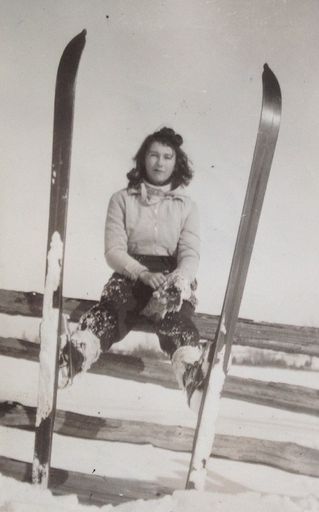 Pauline Burden photo gallery thumbnail 6 of 13