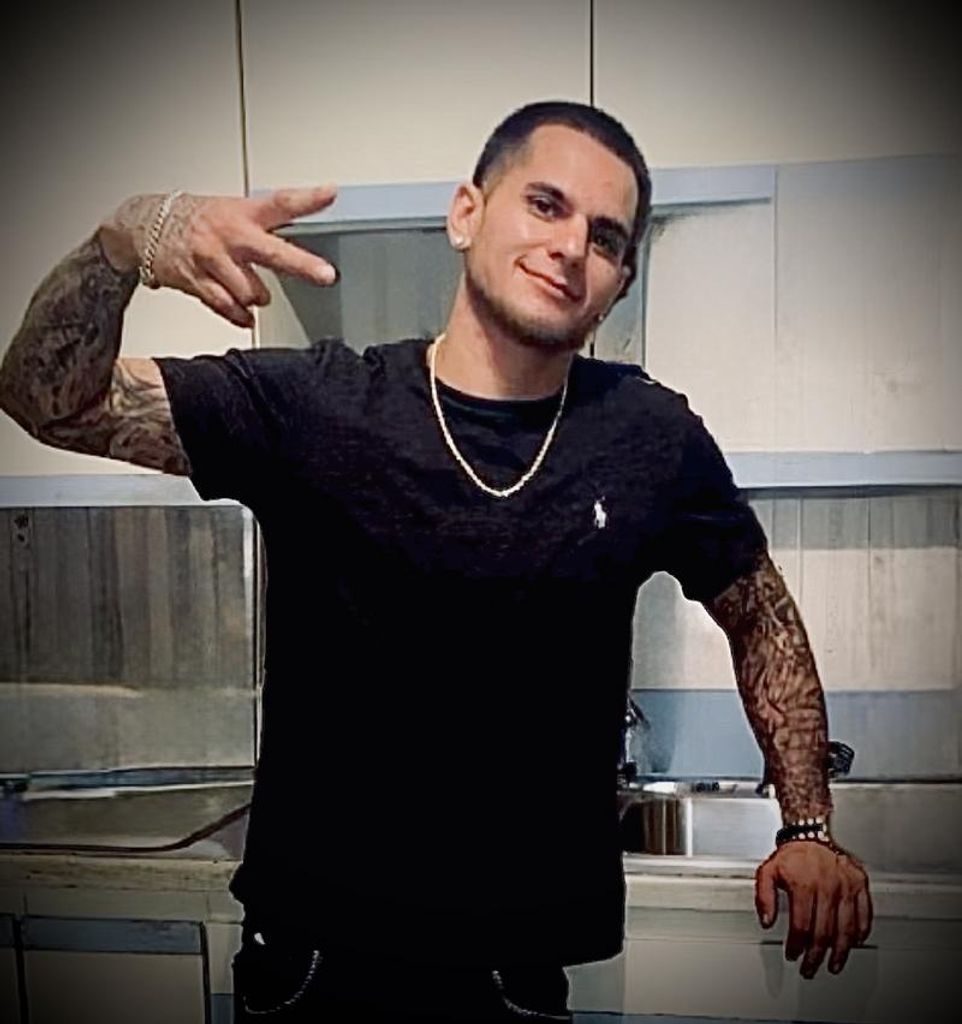 Dylan Alexander Bustillos Profile Photo