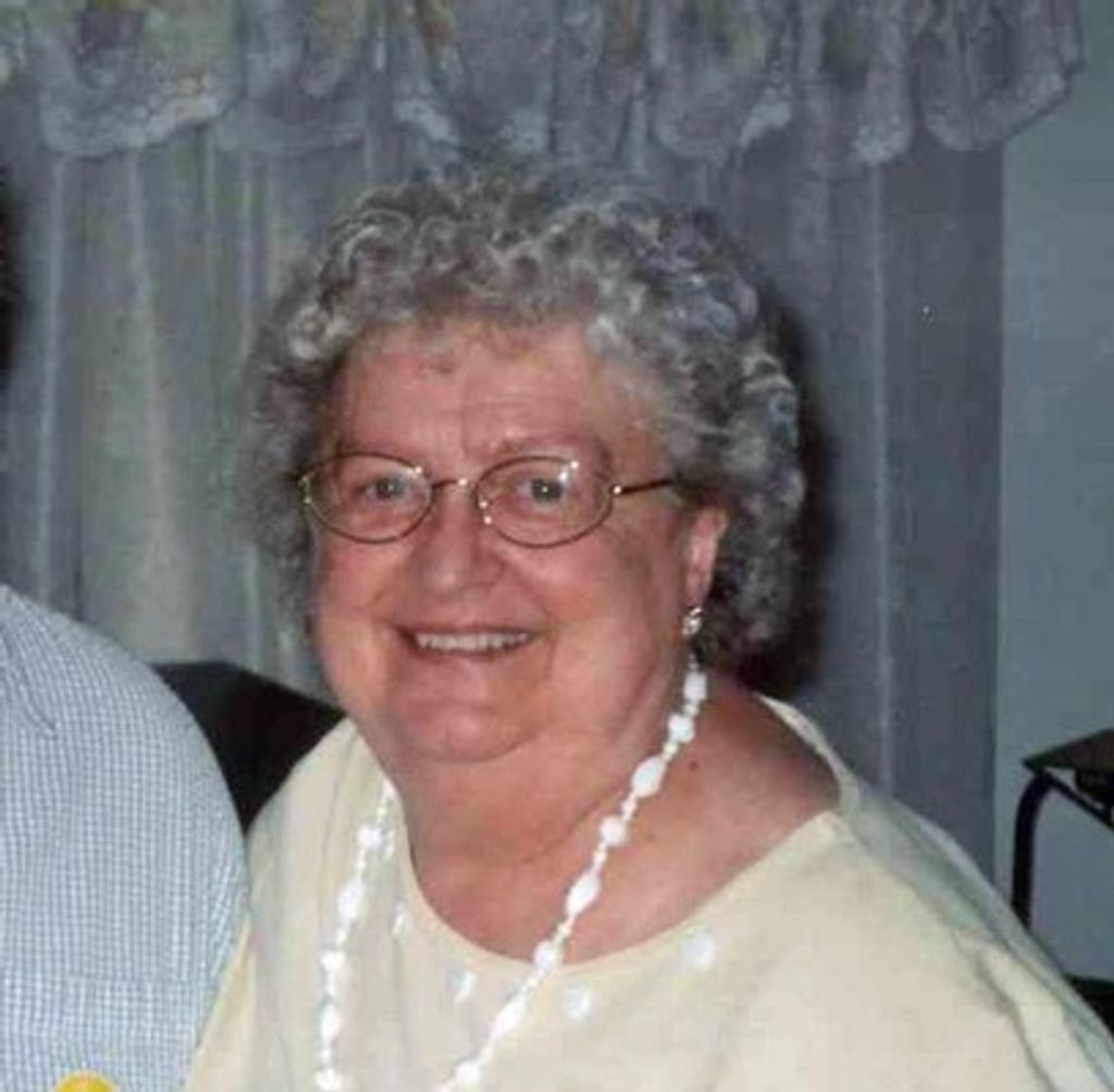Lorraine June Selleck