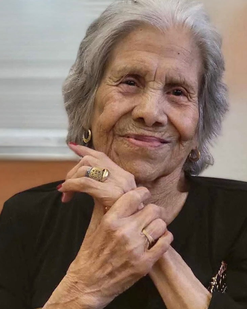 Clemmie Saiz Lopez Profile Photo