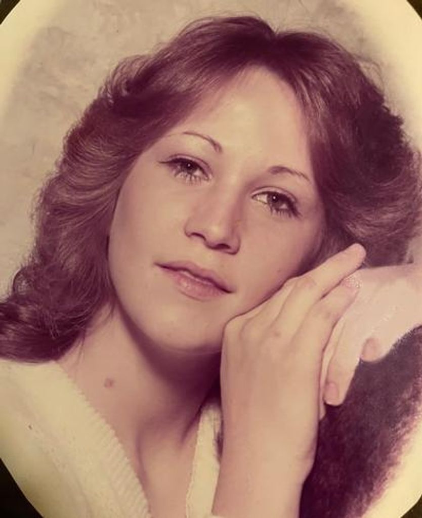 Deborah Hunter Profile Photo