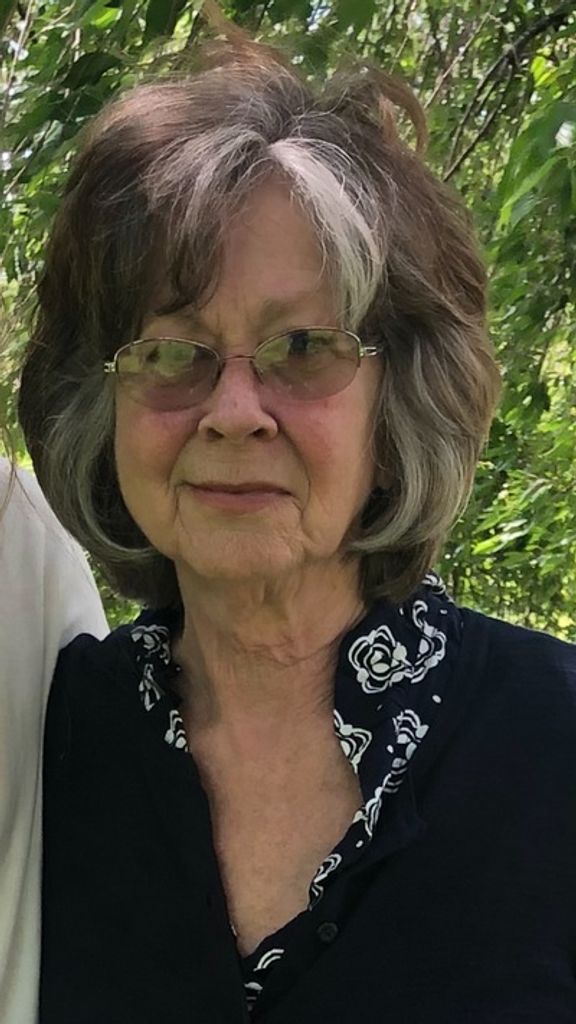 Peggy Lou Collins Vanhoose Profile Photo
