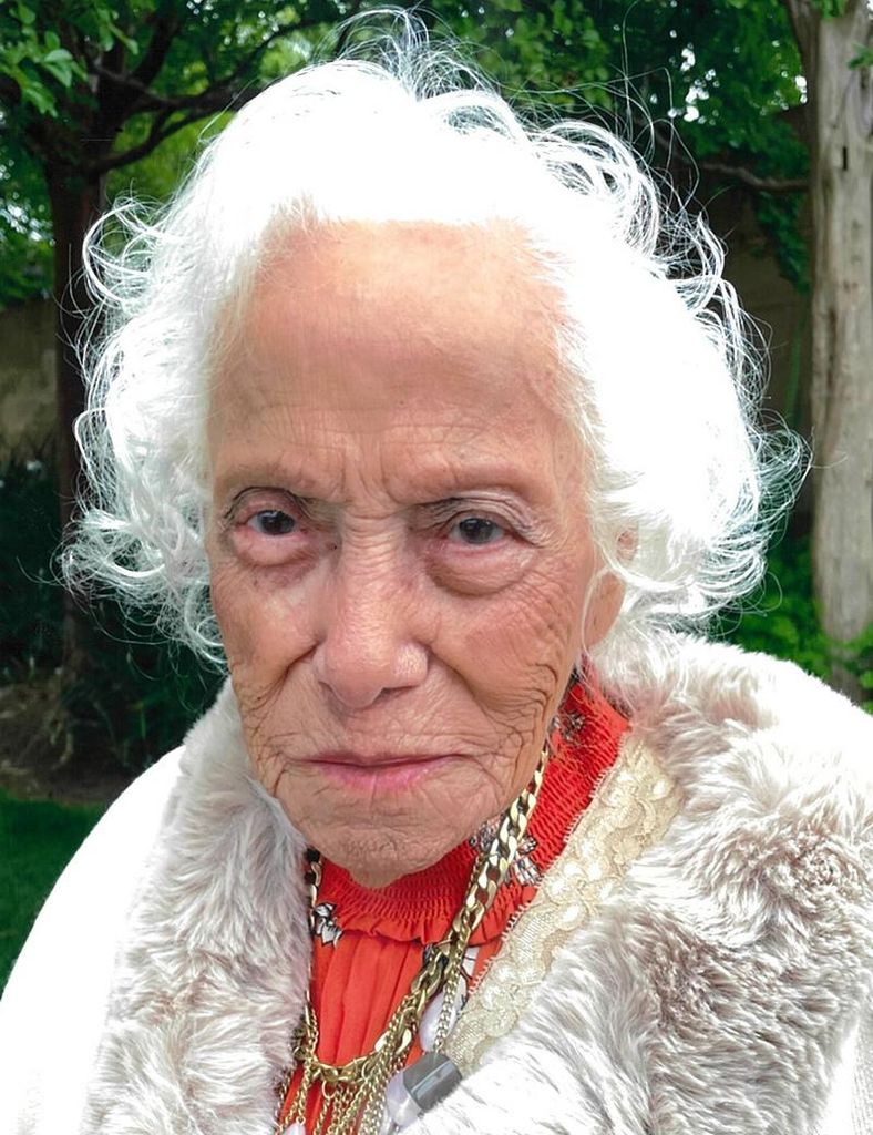 Esperanza Camacho Profile Photo