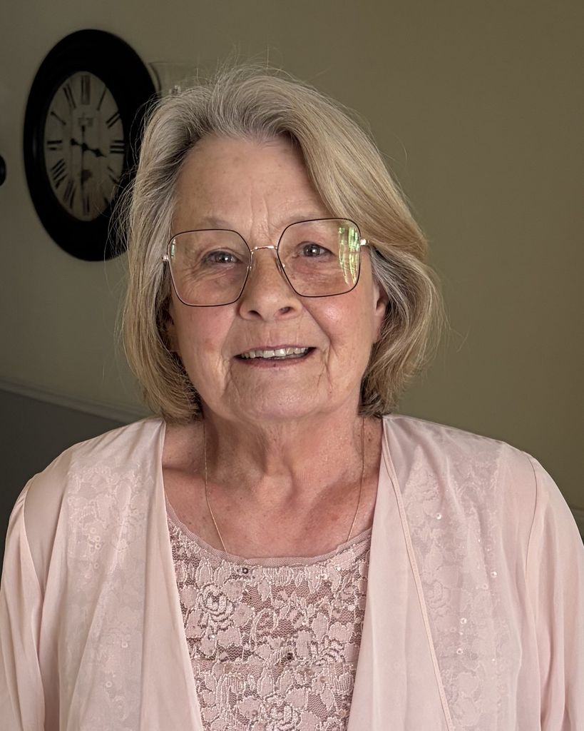 Suzanne Gill Profile Photo