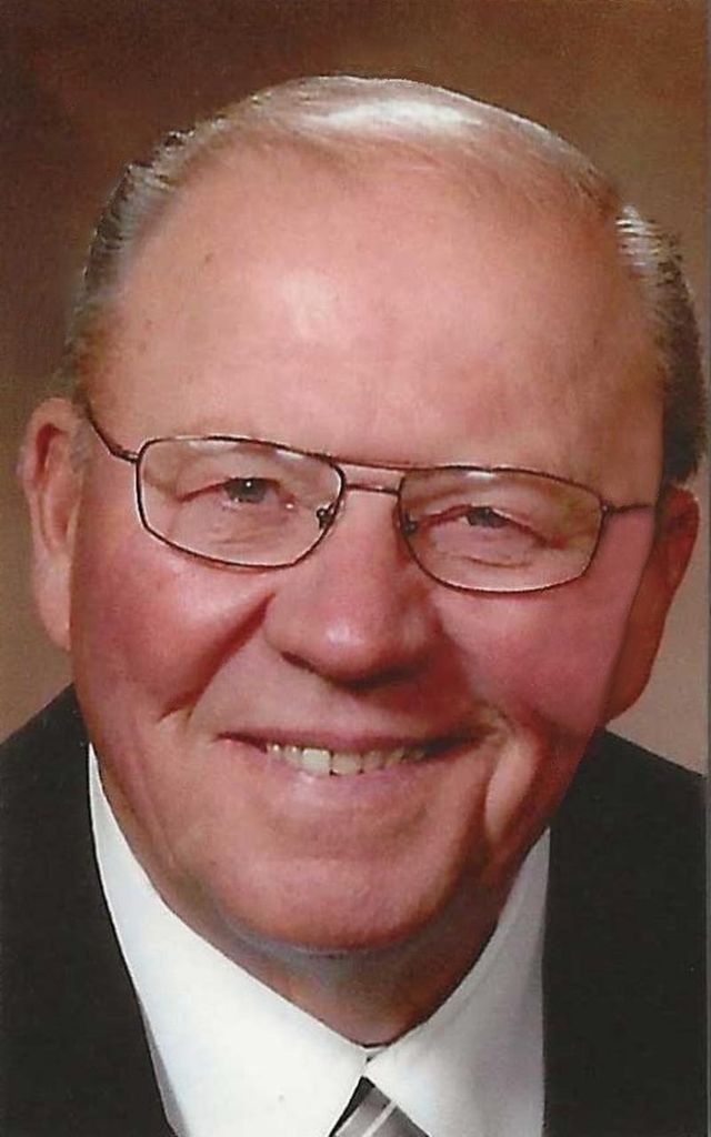 Royal "Mac" Glen Mccracken