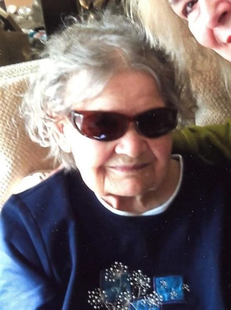 Eugenia Mosarski Profile Photo