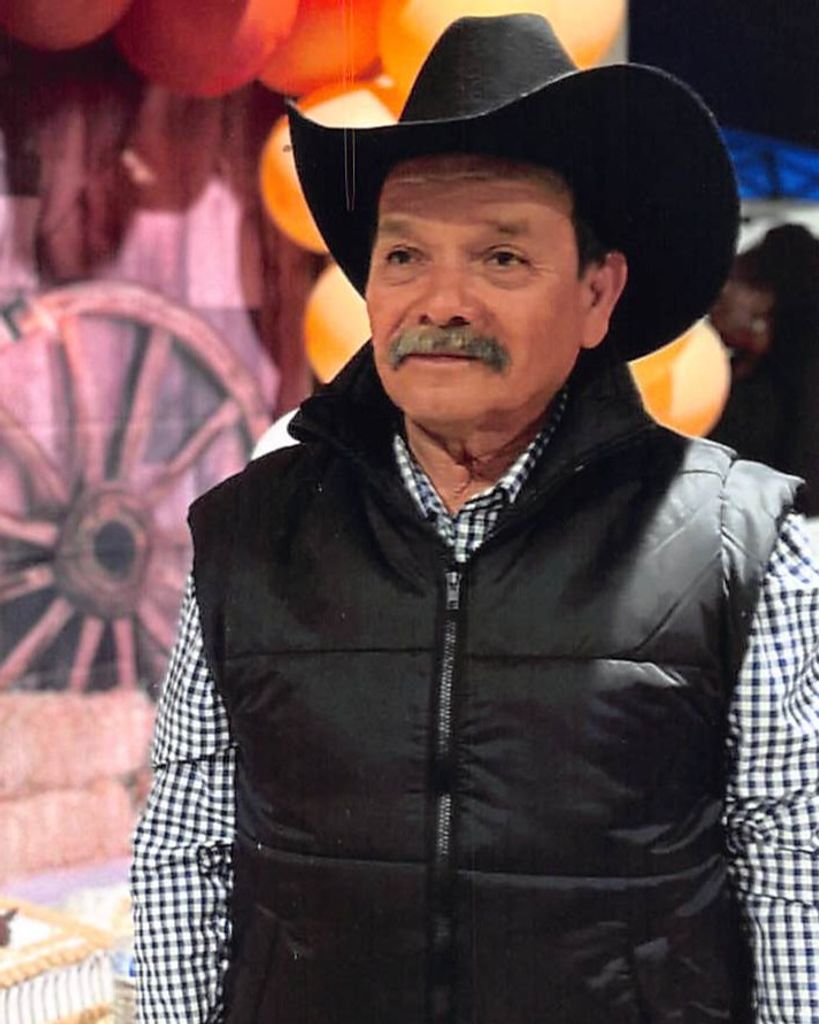 SENOVIO TORREZ ROBLES Profile Photo