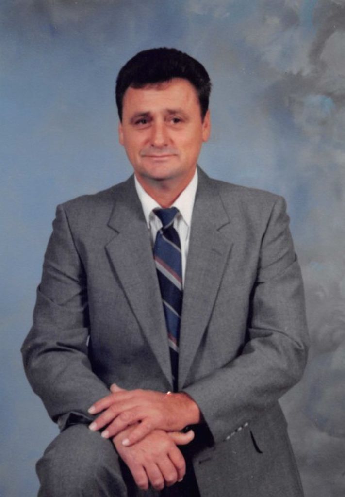 Charles E. "Pete" Isbell Profile Photo