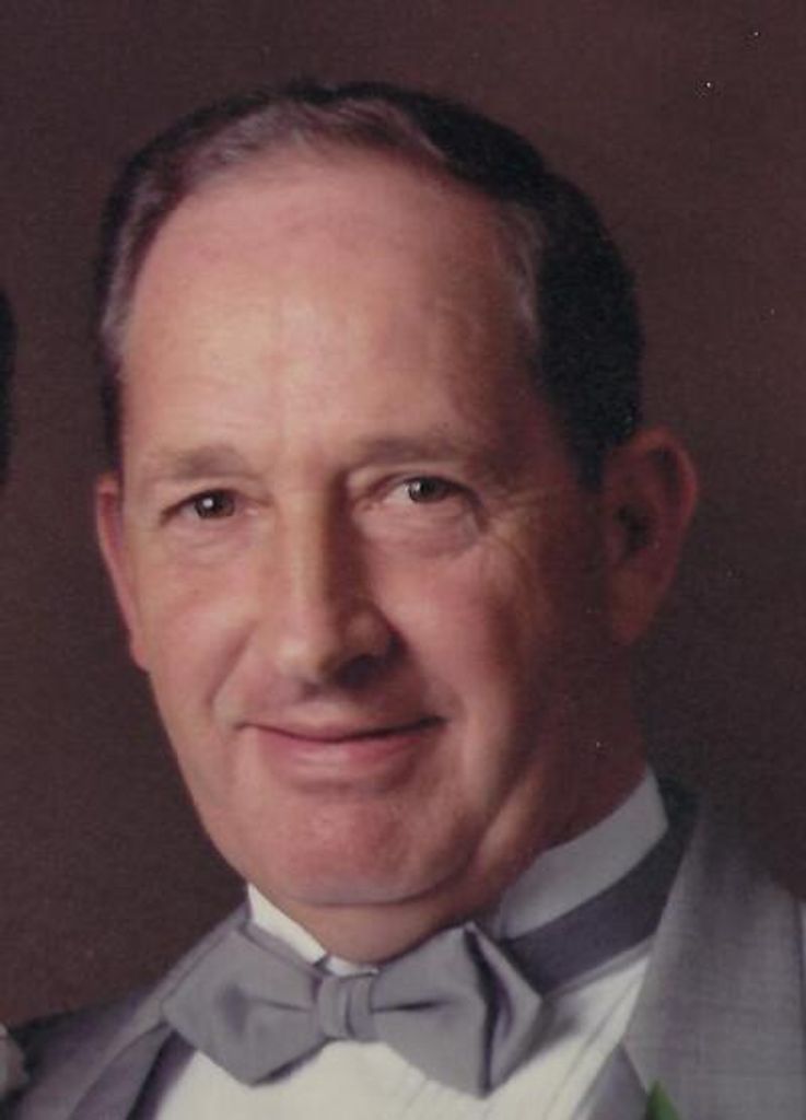 Marshall Eugene Kerns Profile Photo