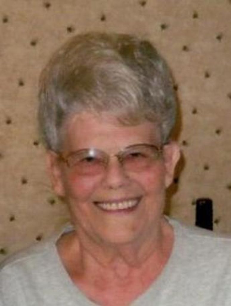Shirley Lux