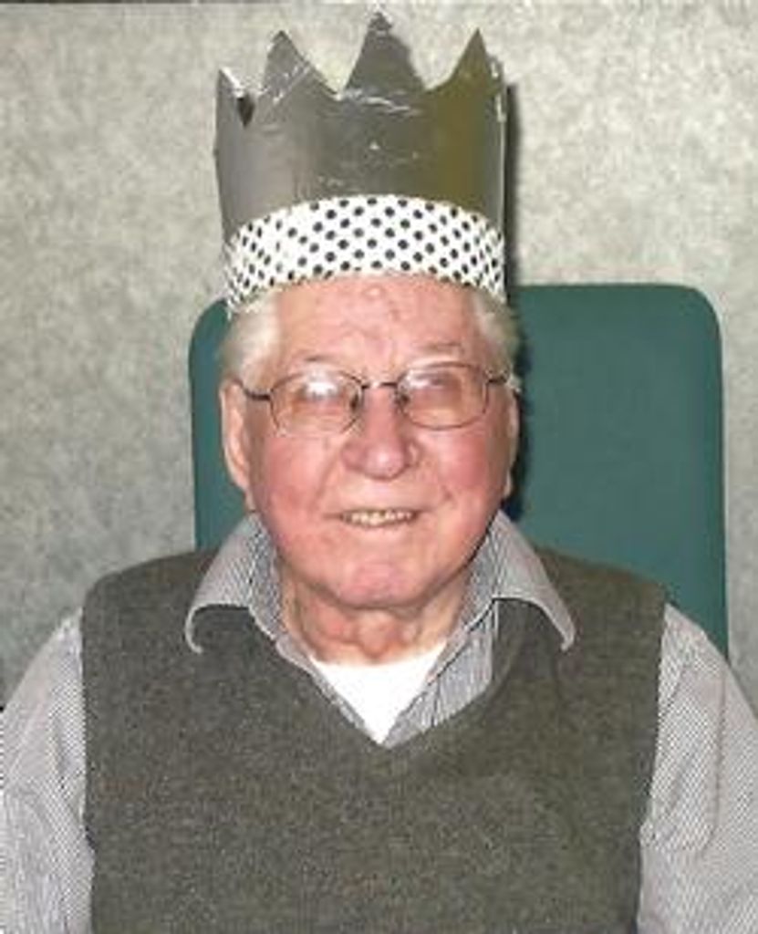 Albert Asmondy Profile Photo