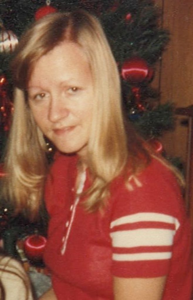 Peggy Elaine Davis