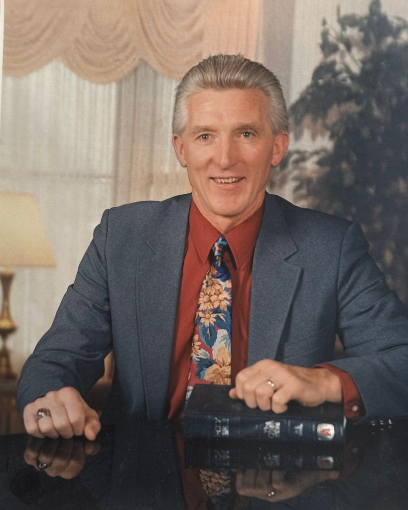 Harold James Helmboldt Profile Photo