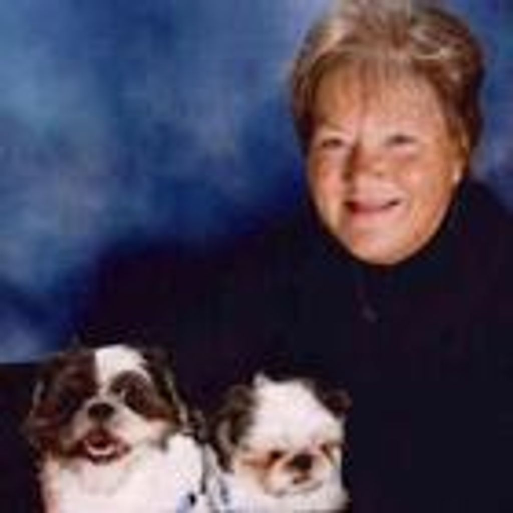 Nell Lewis Profile Photo