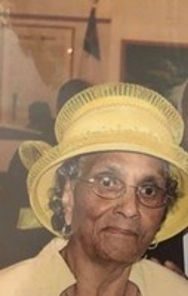 Christine Hall Profile Photo